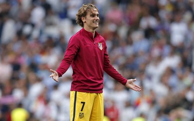 熊猫电竞焦点-佩佩武僧退役足坛从此少道风景线