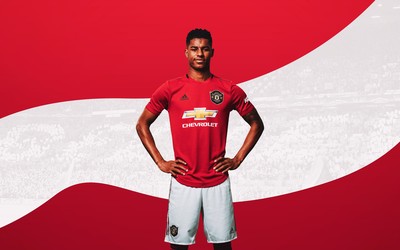 熊猫电竞独家-努涅斯训练中连续爆射破网